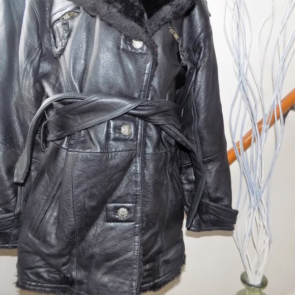 Genuine Leather Black Fur Vintage Coat Women's Size M - Picture 3 of 7